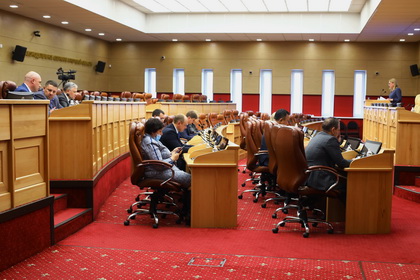 Обеспечение санитарной безопасности на праздничных мероприятиях обсудили на заседании депутатского штаба